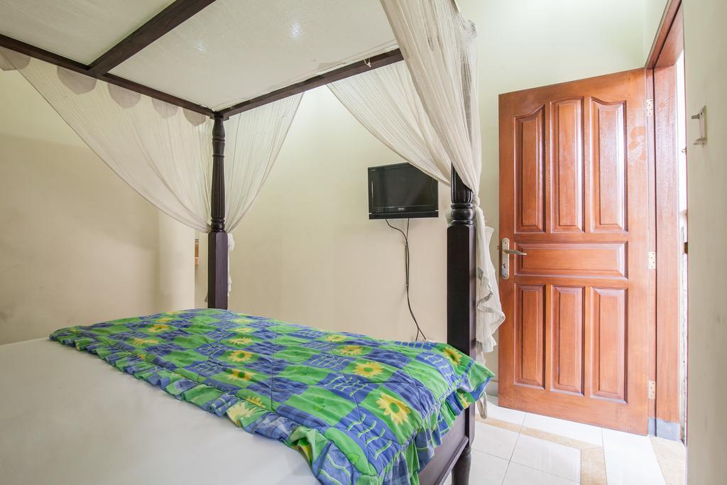 Lori Beach Inn Seminyak Oda fotoğraf