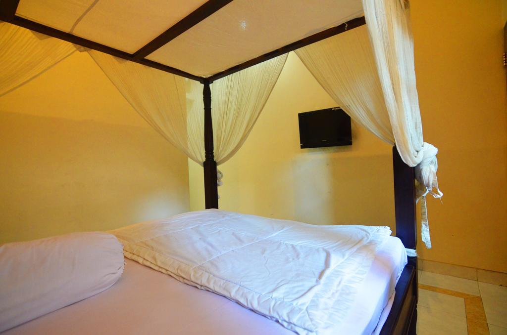 Lori Beach Inn Seminyak Dış mekan fotoğraf